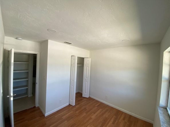 1654 43rd St, West Palm Beach FL 33407
