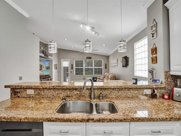 5445 NW 122 Dr, Coral Springs FL 33076