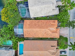5445 NW 122 Dr, Coral Springs FL 33076