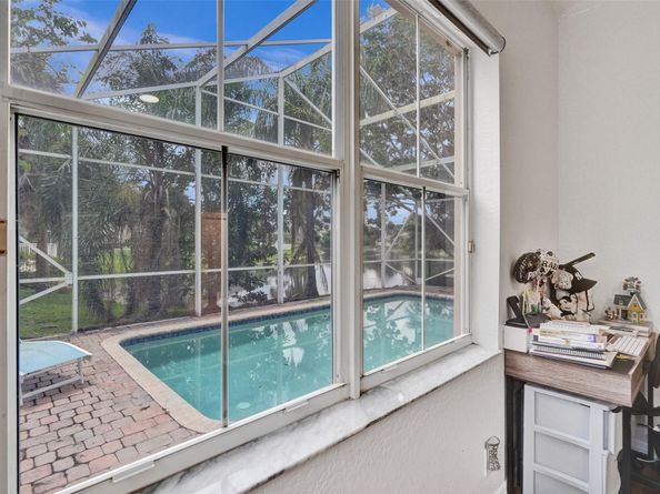 5445 NW 122 Dr, Coral Springs FL 33076