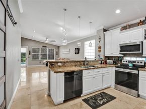 5445 NW 122 Dr, Coral Springs FL 33076