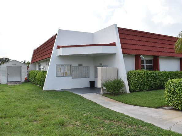 5800 Fernley Drive W 51, Greenacres FL 33415