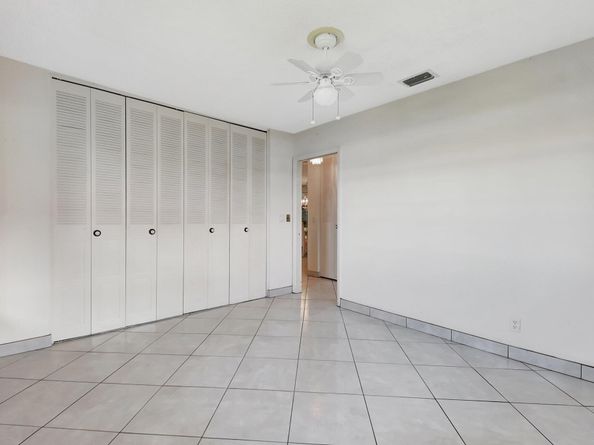 5800 Fernley Drive W 51, Greenacres FL 33415