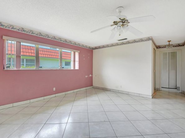 5800 Fernley Drive W 51, Greenacres FL 33415