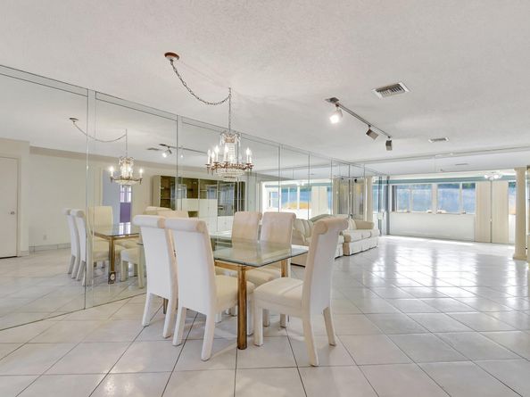 5800 Fernley Drive W 51, Greenacres FL 33415