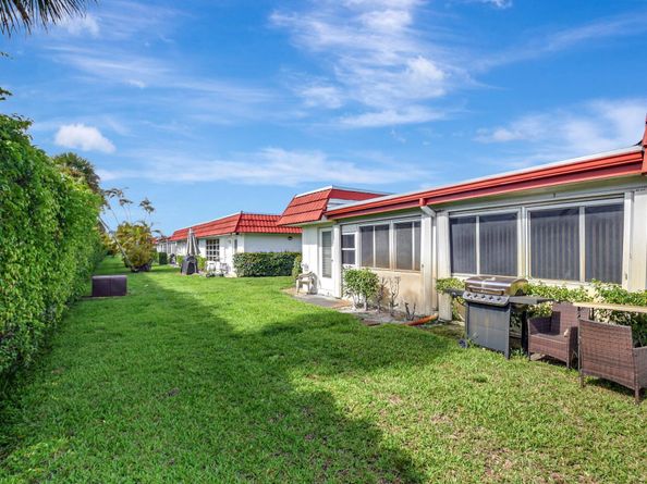 5800 Fernley Drive W 51, Greenacres FL 33415