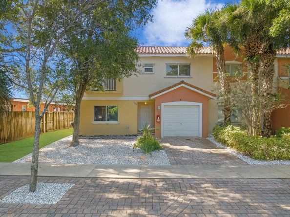 1304 NW 3rd Street, Fort Lauderdale FL 33311