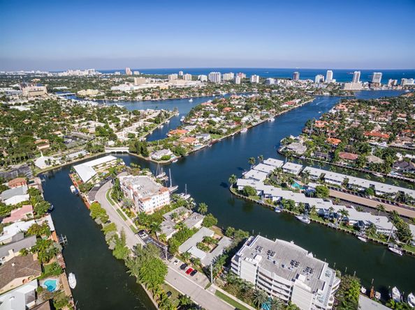 1304 NW 3rd Street, Fort Lauderdale FL 33311