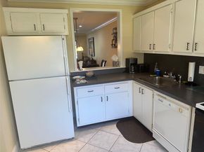 21218 Lago Cir 7H, Boca Raton FL 33433