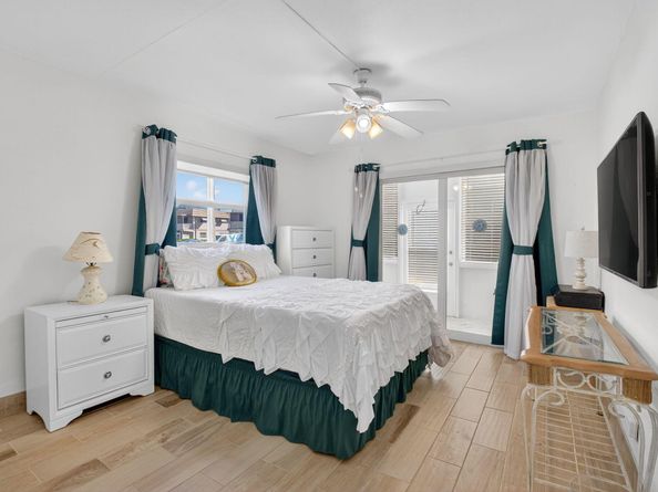 60 Brittany B, Delray Beach FL 33446