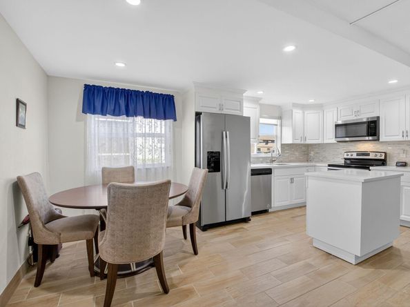 60 Brittany B, Delray Beach FL 33446