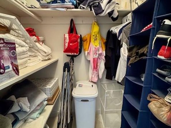 1000 NE 14 410, Hallandale Beach FL 33009