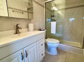 1000 NE 14 410, Hallandale Beach FL 33009