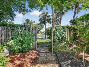 7569 Martinique Boulevard, Boca Raton FL 33433