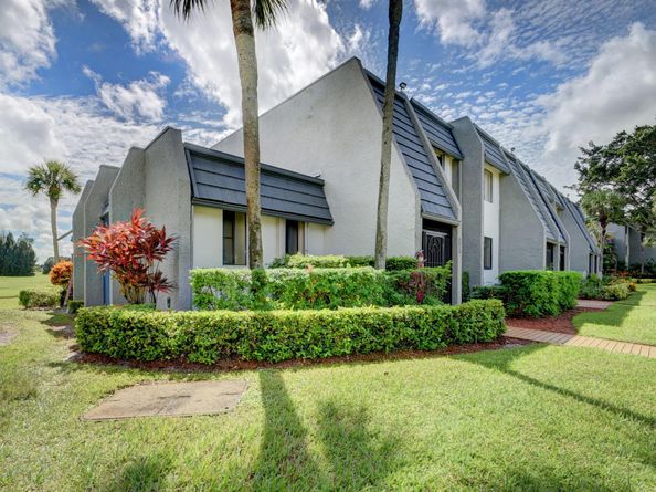 4815 Esedra Court, Lake Worth FL 33467