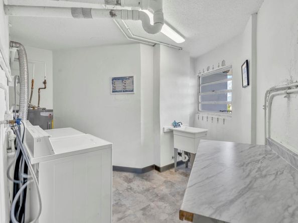 11930 N Bayshore Dr 404, North Miami FL 33181