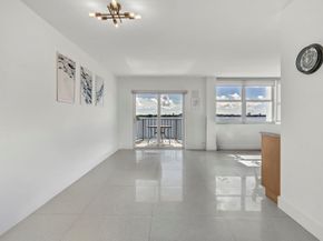 11930 N Bayshore Dr 404, North Miami FL 33181