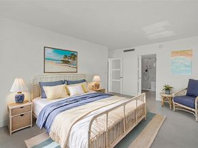 11930 N Bayshore Dr 404, North Miami FL 33181