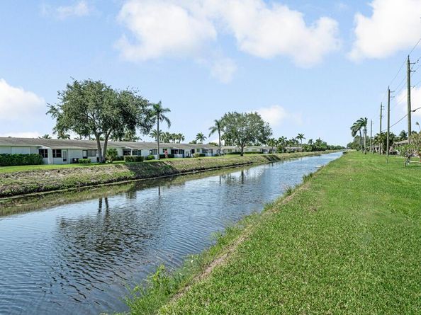 2775 Dudley Drive W D, West Palm Beach FL 33415