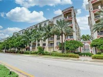 2409 N Ocean Blvd