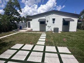 430 Barnett Street, West Palm Beach FL 33405