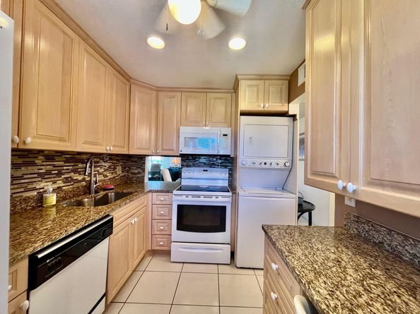 4090 Tivoli Court 301, Lake Worth FL 33467
