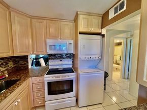 4090 Tivoli Court 301, Lake Worth FL 33467