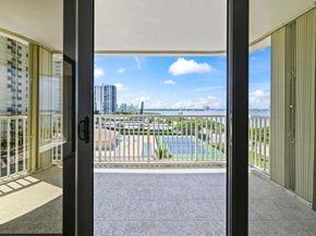 5480 N Ocean Drive B5b, Singer Island FL 33404