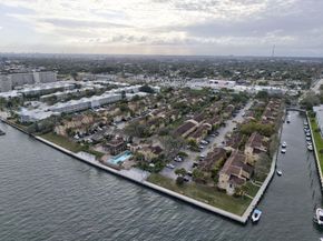 1125 Lake Shore Drive 203, Lake Park FL 33403