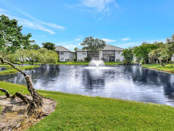 11666 Briarwood 2 Circle 2, Boynton Beach FL 33437