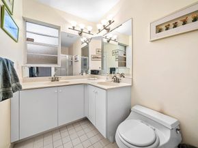 6 Woods Lane, Boynton Beach FL 33436