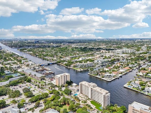 2612 NE 3rd Street, Pompano Beach FL 33062