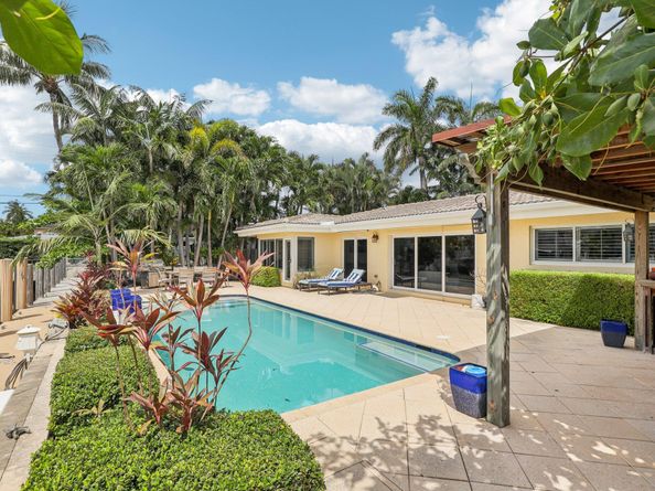 2612 NE 3rd Street, Pompano Beach FL 33062