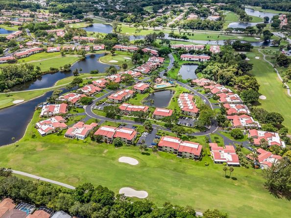 8535 Casa Del Lago F, Boca Raton FL 33433