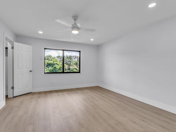 8535 Casa Del Lago F, Boca Raton FL 33433