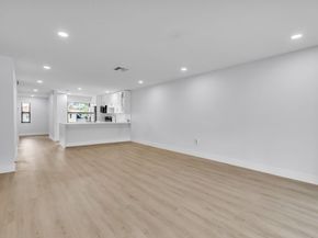 8535 Casa Del Lago F, Boca Raton FL 33433