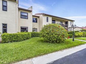 8535 Casa Del Lago F, Boca Raton FL 33433