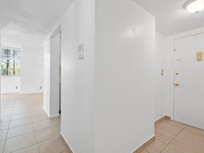250 NE 20th Street 2250, Boca Raton FL 33431