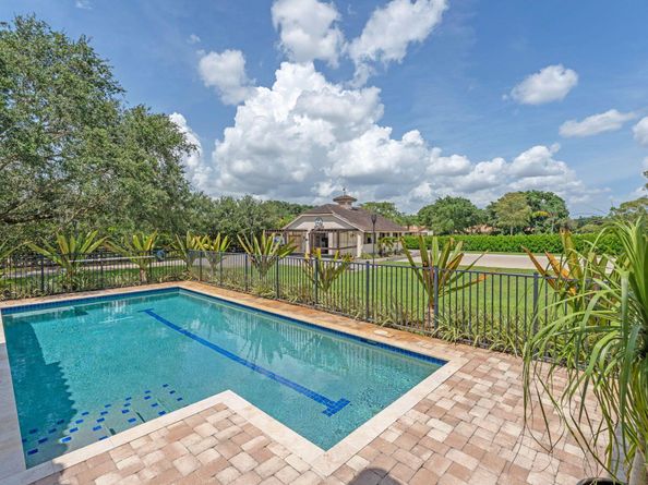 1601 Clydesdale Avenue, Wellington FL 33414