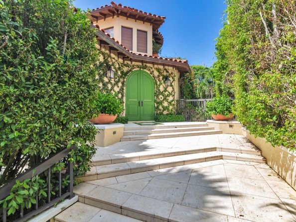 255 Everglade Avenue, Palm Beach FL 33480