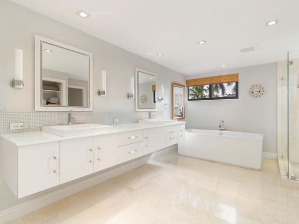 255 Everglade Avenue, Palm Beach FL 33480