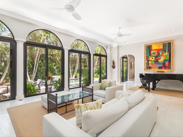 255 Everglade Avenue, Palm Beach FL 33480