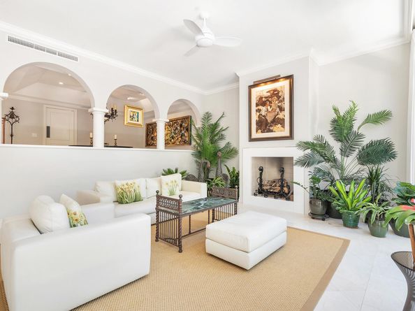 255 Everglade Avenue, Palm Beach FL 33480