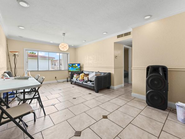 3220 Coral Ridge Drive 3220, Coral Springs FL 33065