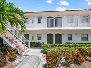 3220 Coral Ridge Drive