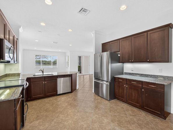8337 Cocoplum Sound Lane, West Palm Beach FL 33411