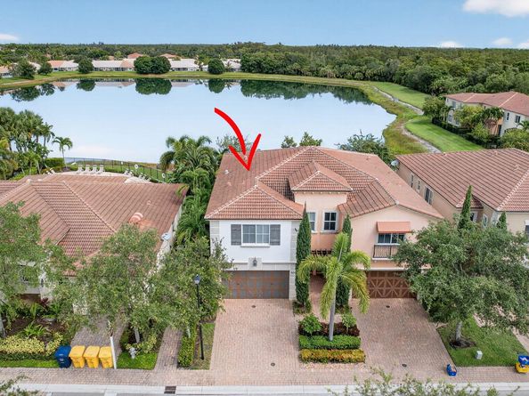 8337 Cocoplum Sound Lane, West Palm Beach FL 33411