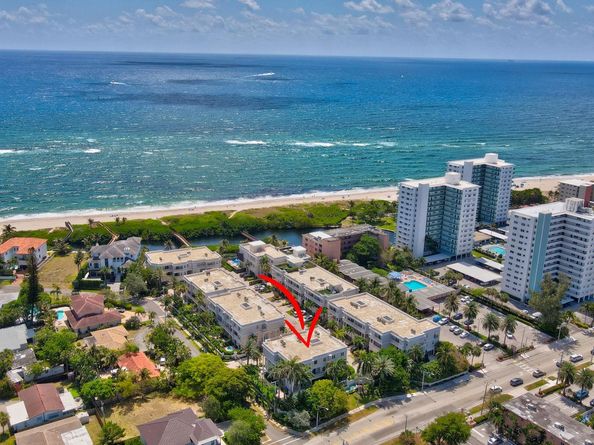 1776 Bay Dr, Pompano Beach FL 33062