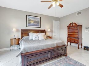 1776 Bay Dr, Pompano Beach FL 33062