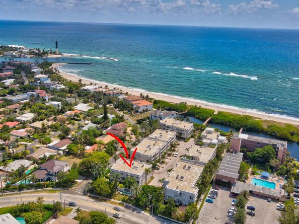 1776 Bay Dr, Pompano Beach FL 33062